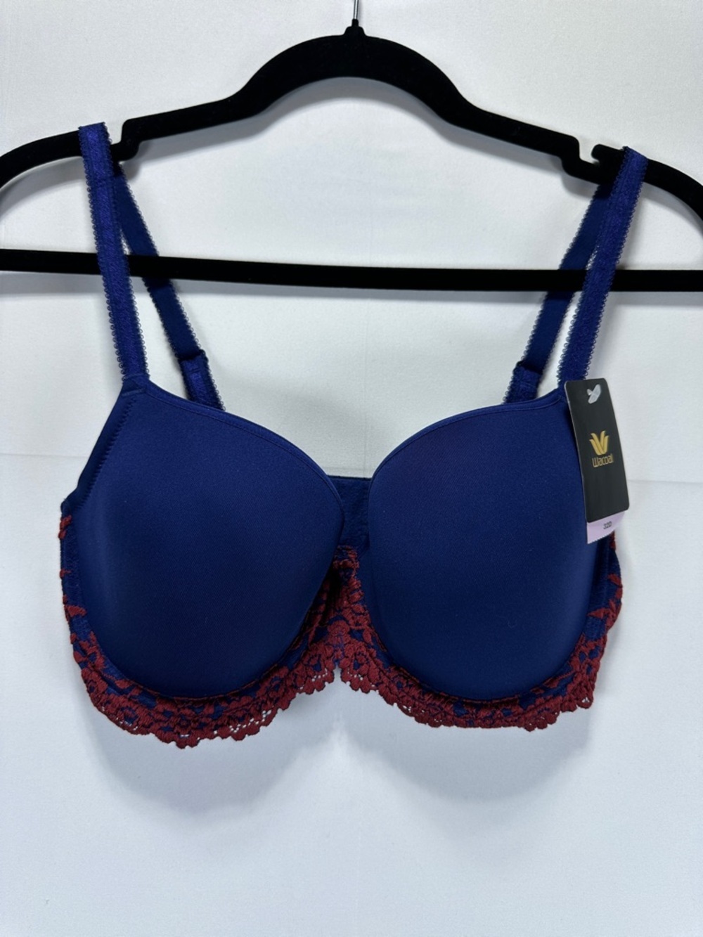 Wacoal Embrace Lace T-Shirt Bra 32D Underwire Smooth Cups Full Coverage NWT